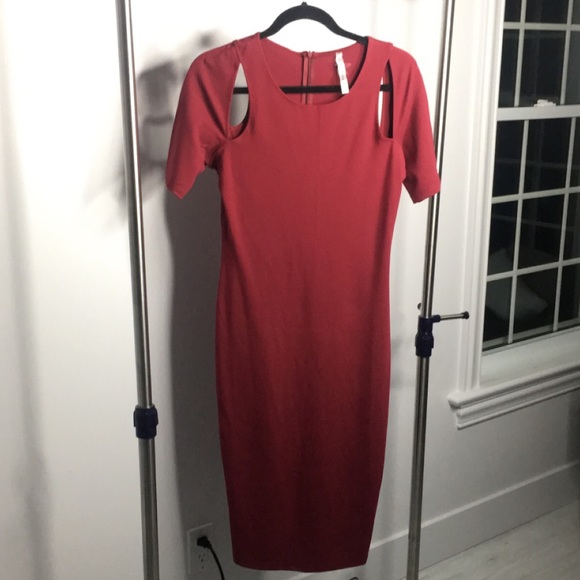 Burgundy (not red) bodycon dress w/ zip & cutouts - Picture 1 of 2